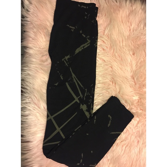 M.Rena black styled leggins - Picture 3 of 4